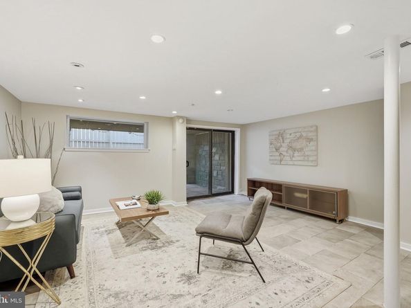 1725 34TH Street NW, Washington DC 20007