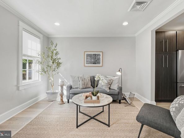1725 34TH Street NW, Washington DC 20007