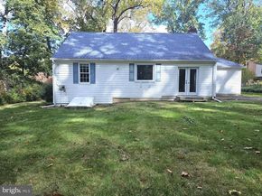 260 Brae Bourn Road, Huntingdon Valley PA 19006