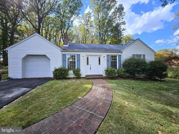 260 Brae Bourn Road, Huntingdon Valley PA 19006