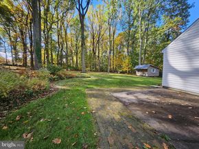 260 Brae Bourn Road, Huntingdon Valley PA 19006