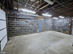 260 Brae Bourn Road, Huntingdon Valley PA 19006