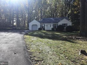 260 Brae Bourn Road, Huntingdon Valley PA 19006