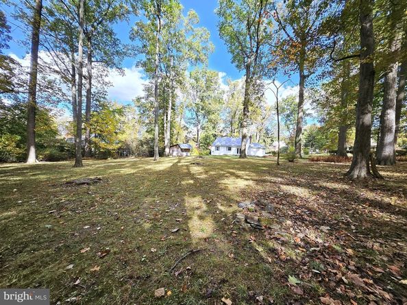 260 Brae Bourn Road, Huntingdon Valley PA 19006