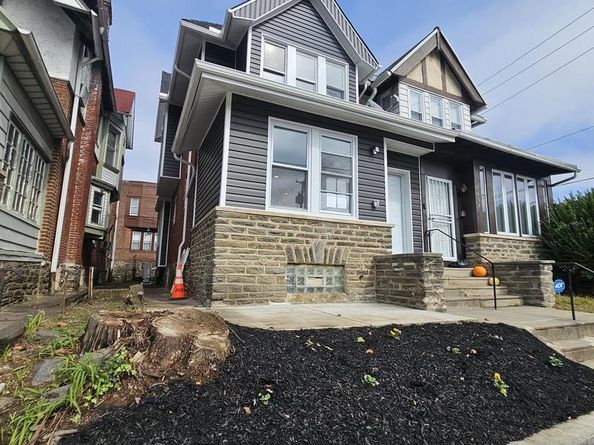 1603 W Ruscomb Street, Philadelphia PA 19141