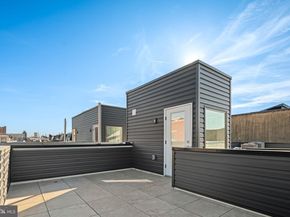 1102 Cypress Street, Philadelphia PA 19107