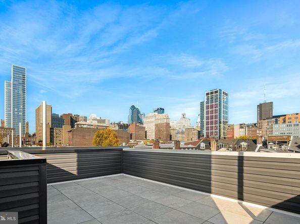 1102 Cypress Street, Philadelphia PA 19107