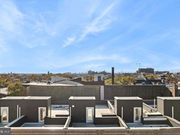 1102 Cypress Street, Philadelphia PA 19107