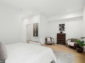 1102 Cypress Street, Philadelphia PA 19107