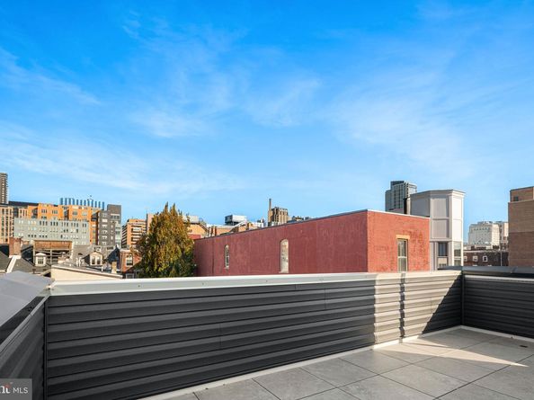 1102 Cypress Street, Philadelphia PA 19107