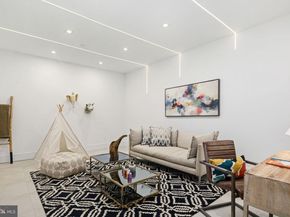 1102 Cypress Street, Philadelphia PA 19107