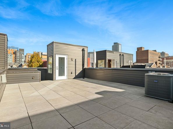 1102 Cypress Street, Philadelphia PA 19107