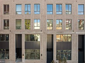 1102 Cypress Street, Philadelphia PA 19107