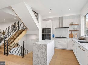 1102 Cypress Street, Philadelphia PA 19107