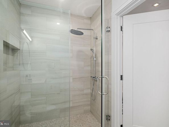 1102 Cypress Street, Philadelphia PA 19107