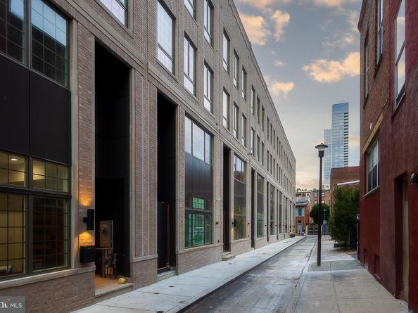 1102 Cypress Street, Philadelphia PA 19107