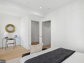 1102 Cypress Street, Philadelphia PA 19107