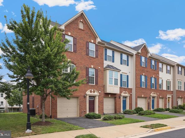 22855 Chestnut Oak Terrace, Sterling VA 20166