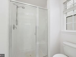 22855 Chestnut Oak Terrace, Sterling VA 20166