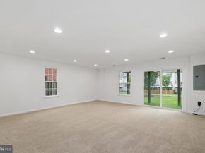 22855 Chestnut Oak Terrace, Sterling VA 20166