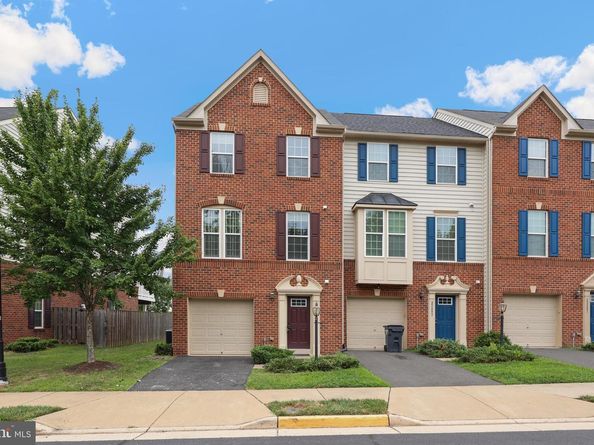 22855 Chestnut Oak Terrace, Sterling VA 20166