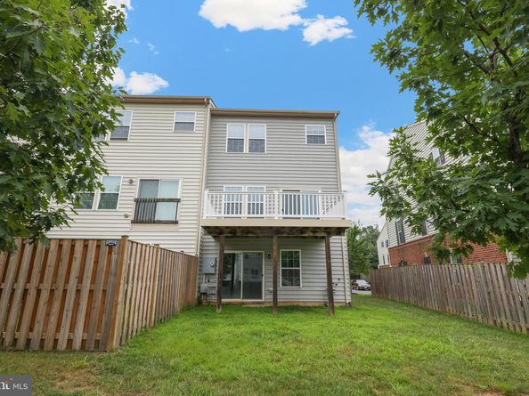 22855 Chestnut Oak Terrace, Sterling VA 20166