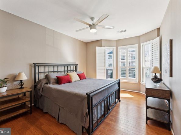 1600 Spring Gate Drive 2315, Mclean VA 22102