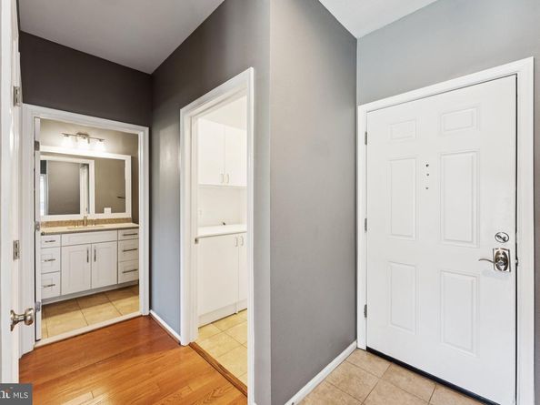 1600 Spring Gate Drive 2315, Mclean VA 22102