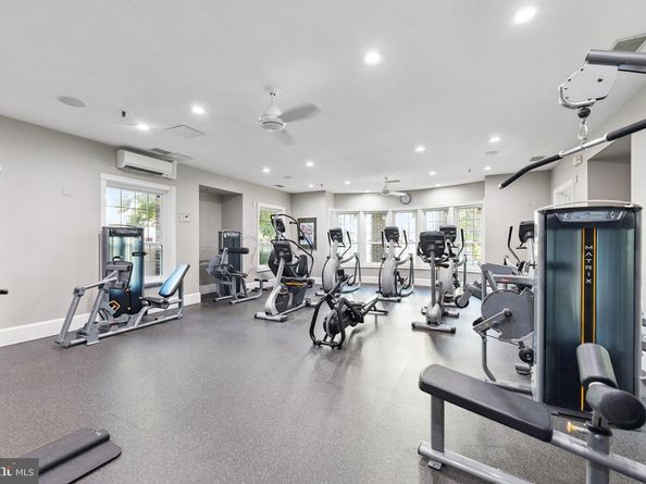 1600 Spring Gate Drive 2315, Mclean VA 22102