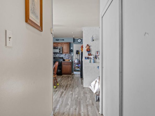 24 Chestnut Lane, Levittown PA 19055