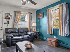 24 Chestnut Lane, Levittown PA 19055