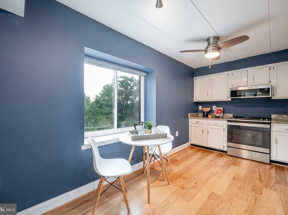 110 Roberts Lane 301, Alexandria VA 22314