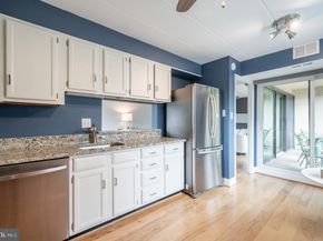 110 Roberts Lane 301, Alexandria VA 22314