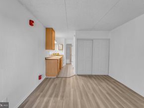 60 S Van Dorn Street 314, Alexandria VA 22304