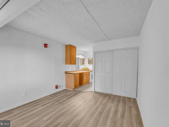 60 S Van Dorn Street 314, Alexandria VA 22304