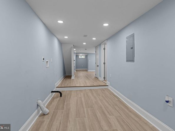 811 W Fisher Avenue, Philadelphia PA 19141