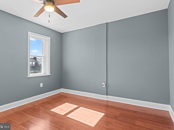 811 W Fisher Avenue, Philadelphia PA 19141