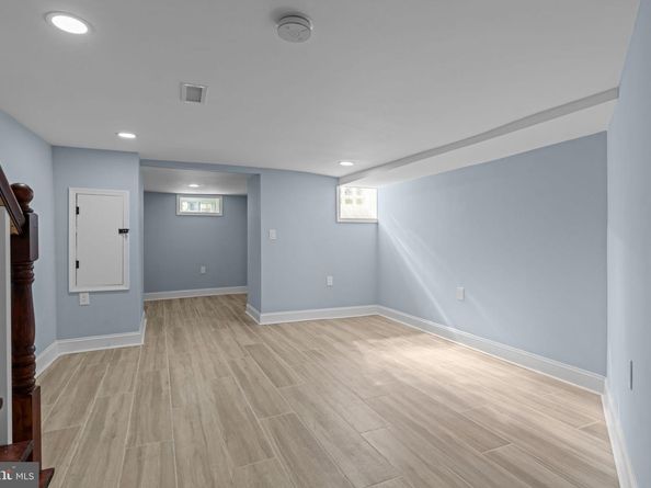 811 W Fisher Avenue, Philadelphia PA 19141