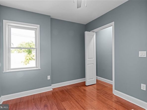811 W Fisher Avenue, Philadelphia PA 19141