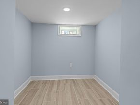 811 W Fisher Avenue, Philadelphia PA 19141