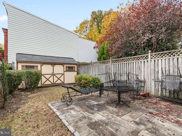 351 11TH Street SE, Washington DC 20003