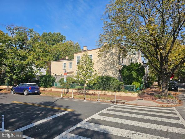 351 11TH Street SE, Washington DC 20003