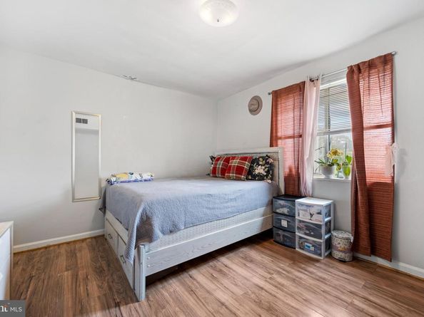 3076 Patrick Henry Drive 202, Falls Church VA 22044