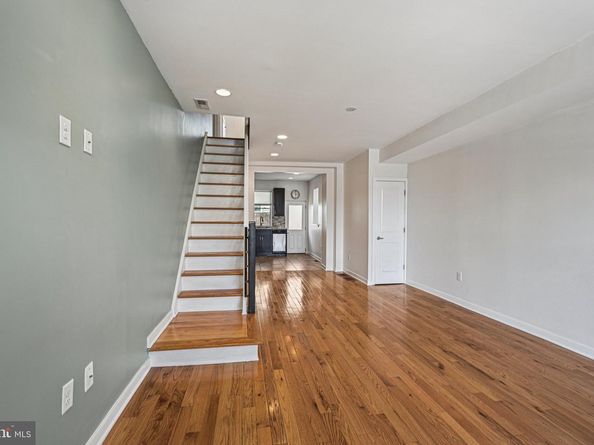 137 W Porter Street, Philadelphia PA 19148