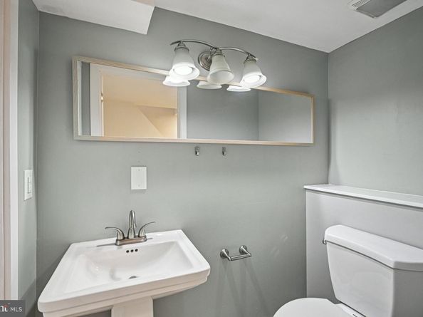 137 W Porter Street, Philadelphia PA 19148