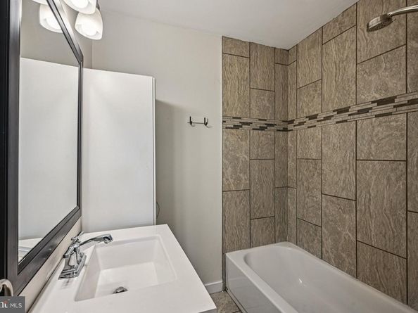 137 W Porter Street, Philadelphia PA 19148