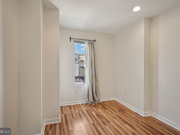 137 W Porter Street, Philadelphia PA 19148