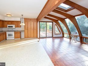 4145 Thistlewood Road, Hatboro PA 19040