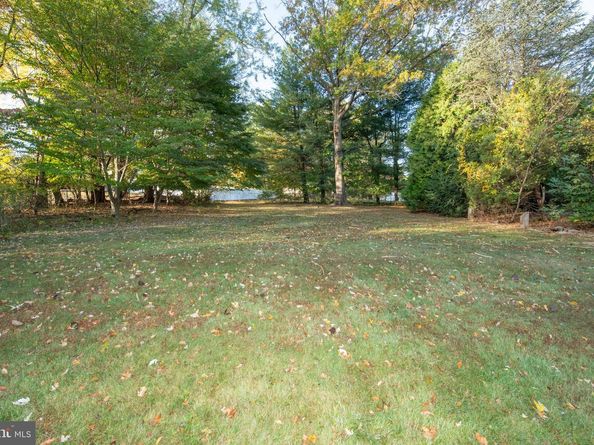 4145 Thistlewood Road, Hatboro PA 19040