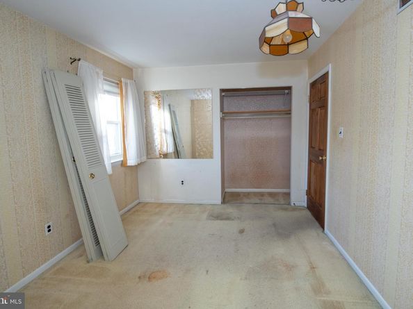 4145 Thistlewood Road, Hatboro PA 19040